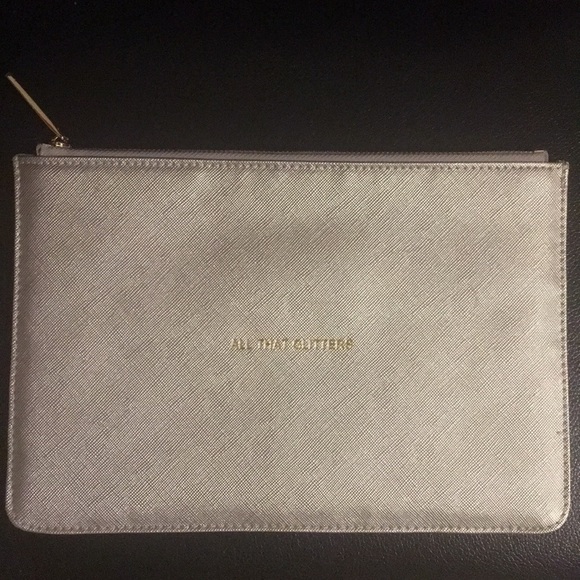 Kate loxton perfect pouch - Picture 1 of 2